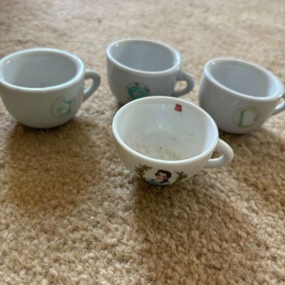 Disney Tea Set Miscellaneous Piece Set - Picture 4 of 5